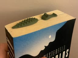 بوکمارک سه‌بعدی طرح تمساح (Crocodile) 🐊 | نشانگر کتاب فانتزی مدل کروکودیل خشن و جذاب 📗✨ – تصویر 1